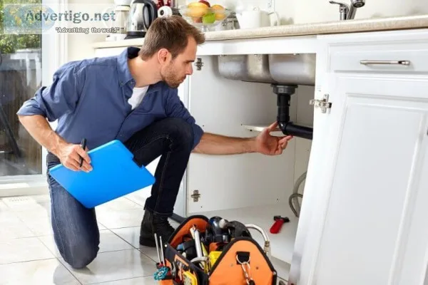 Contact a reliable and professional plumber