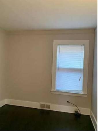 750ft2 - 2 bedrooms 2 Baths