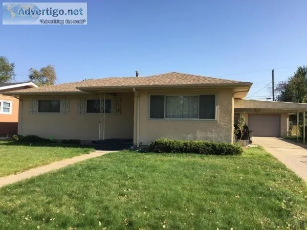 Sunset Park 3 BDRM Rancher With Full Basement and Delightful Cov