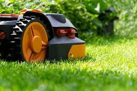 Hire a Lawn Service Professional - Scott s Landscaping