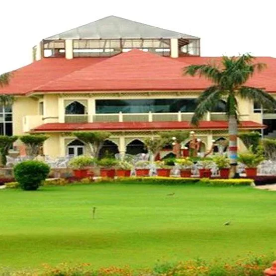 Weekend Getaways in Neemrana  Luxury Resorts in Neemrana