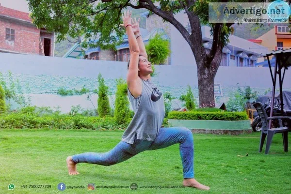 300 hour yoga teacher training in Rishikesh