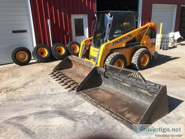 2016 Mustang 2600R Skid Loader