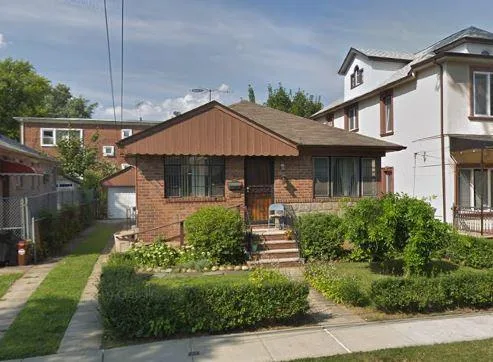 ID (ASA) Spacious 3 Bedroom Ranch House for Sale in Fresh Meadow