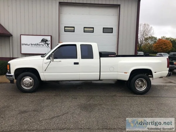 1988 Chevrolet Silverado 3500 Pickup 2D 8 ft