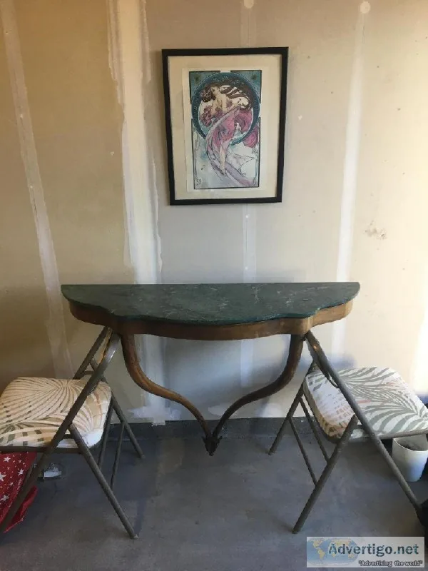 (((((MANTEL WITH GREEN MARBLE TOP)))))