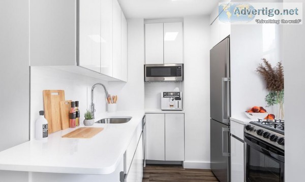 No-Fee Midtown West Huge 1 Bed Mint Doorman Gym