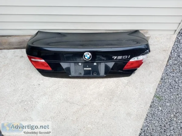 2007 bmw 750li trunk gate