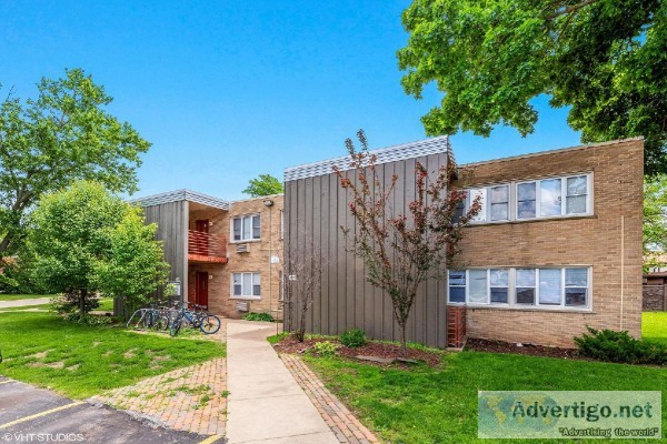 263 Uteg Street Crystal Lake IL 60014