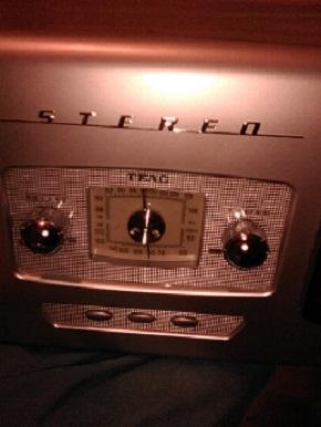 Teac Stereo RadioandCD Player Retro Style Super Quality JUST 20