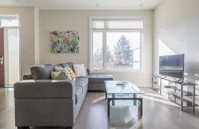 Book Furnished Apartments Toronto at best Price - City Gate Suit