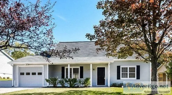 1234 Fairridge Cir SW Marietta GA 30008