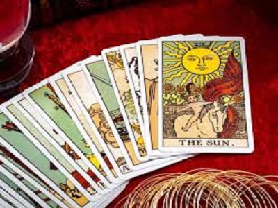 Tarot card reader in bandra