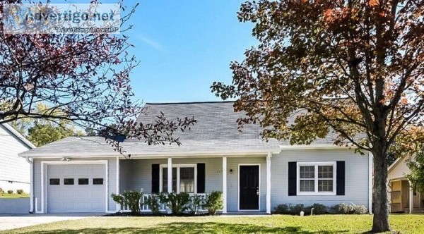 1234 Fairridge Cir SW Marietta GA 30008