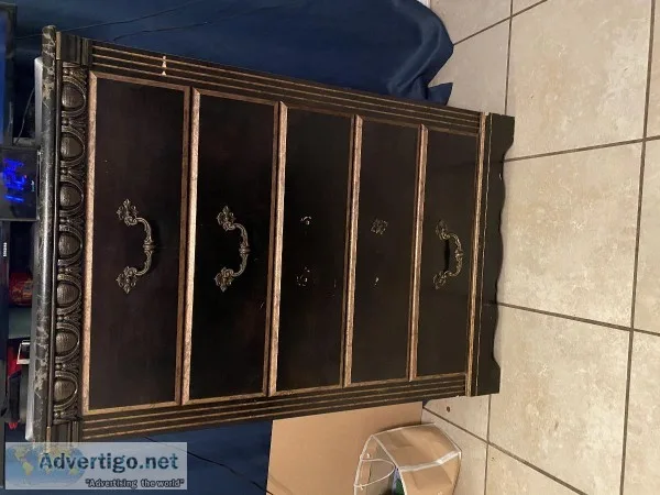 Bedroom set