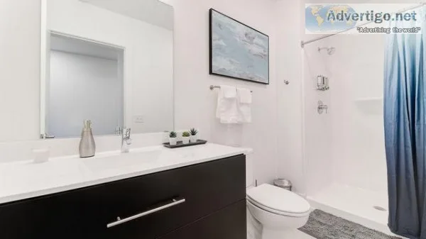 Work from home in this modern 1BD condo with fast wifi