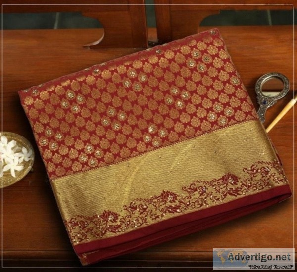 Signature presents mangal muhoortha collections