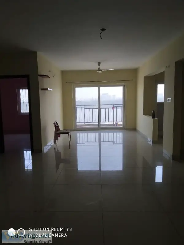 Lake View Beautiful Newly Painted Apartment for Rent Immediately