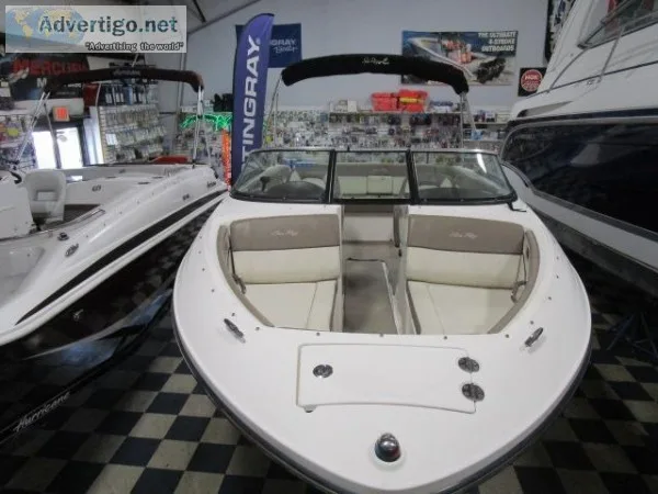 2013 SEA RAY 230 SLX