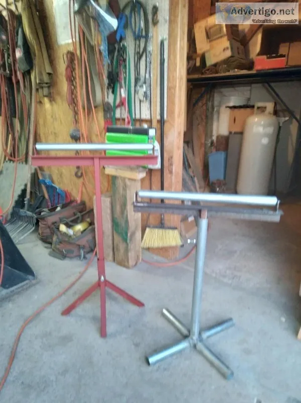 2 Shop Stands