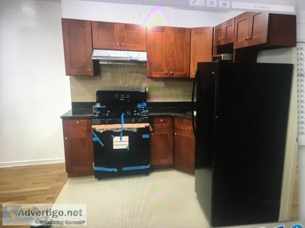 Apartment first floor 2 bedrooms Available NOW
