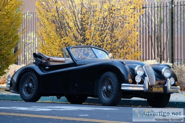  23590 1955 Jaguar XK140
