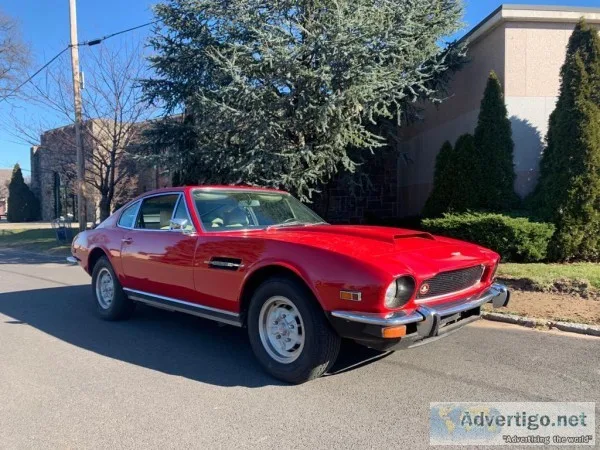  23626 1976 Aston Martin V8 Red