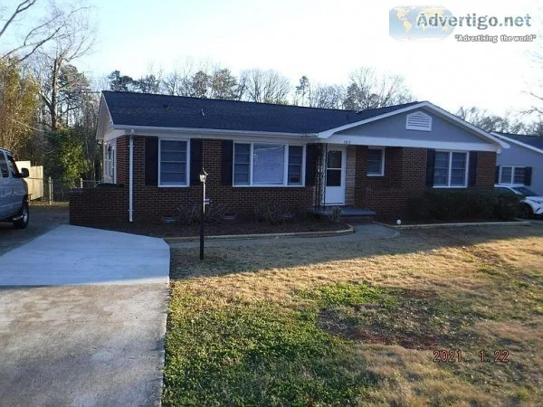 1295mo3 bd1.5 ba1281 sqft