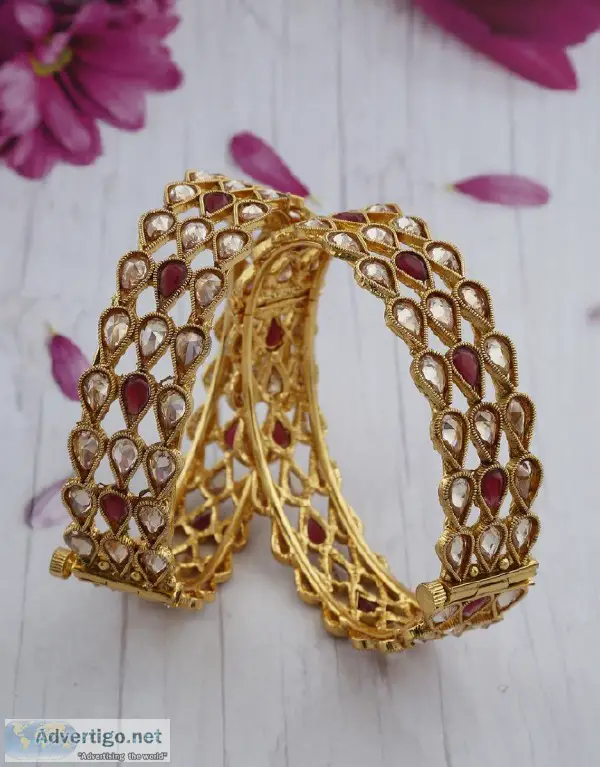 Buy An Exclusive Collection of Thread Bangles at Best Price.