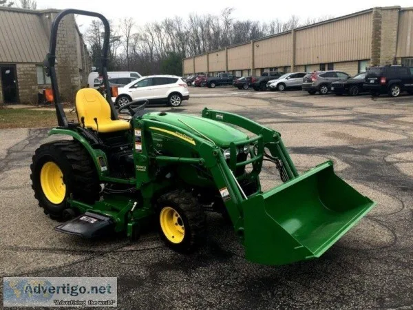 John Deere 2520 4X4 Loader Tractor and Mower
