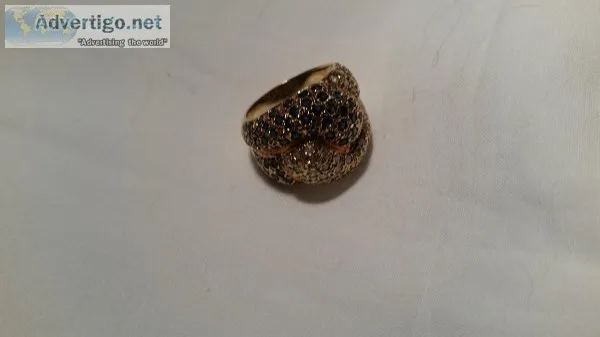 14k Yellow Gold Diamond Safire Ring