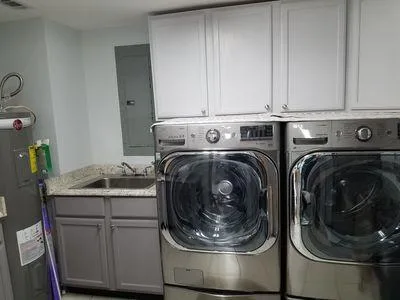 Lauderdale Lakefront 3-BD3-BA Home &ndash Gated Community &ndash
