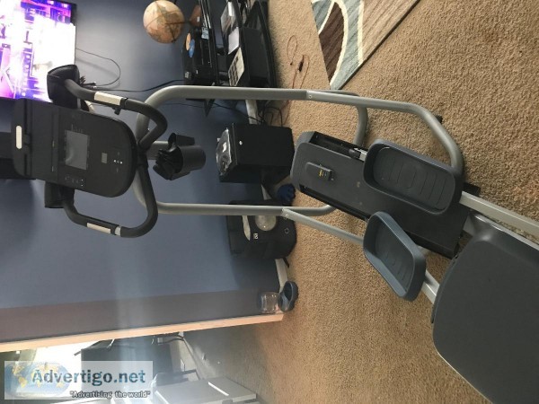 Elliptical exercise machine