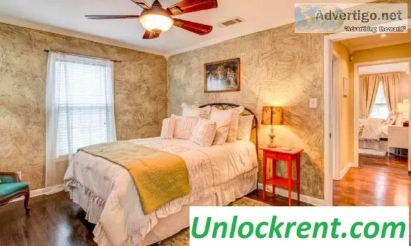 Bedroom with Private Bathroom and kitchen