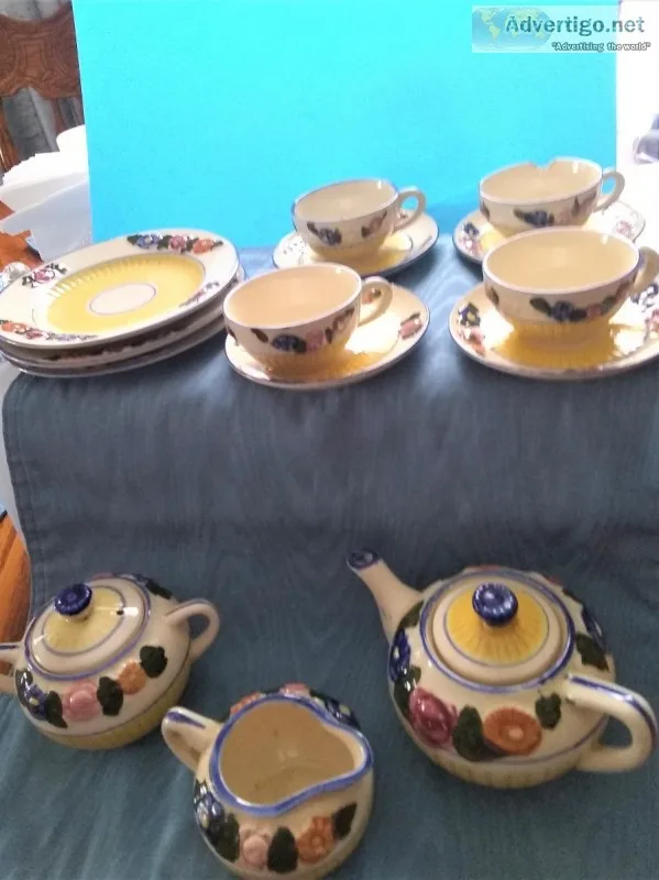 Tea Set Vintage