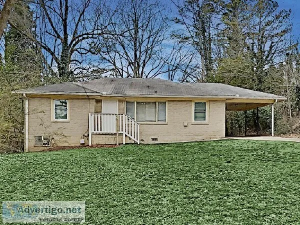 Welcome to 2049 Holly Hill Dr Decatur GA 30032