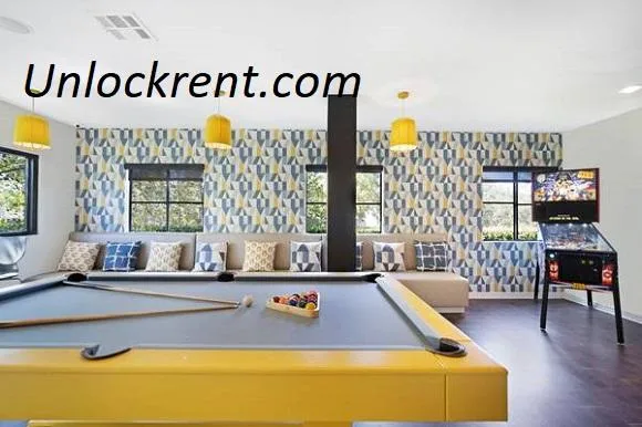 Bedroom in West Los Angeles - Stainless Steel Appliances - Pool