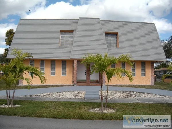 Updated Cherry Grove Duplex In Kendall Miami. 32.5 Each Side