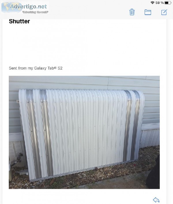 Shutter excellent condition 70.5 x 47.5