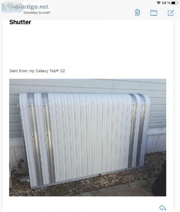 Shutter excellent condition 70.5 x 47.5