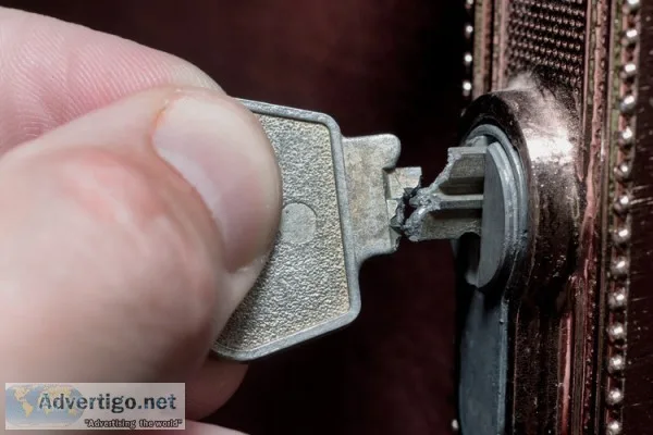 Hire trusted locksmith at affordable price - any car key made