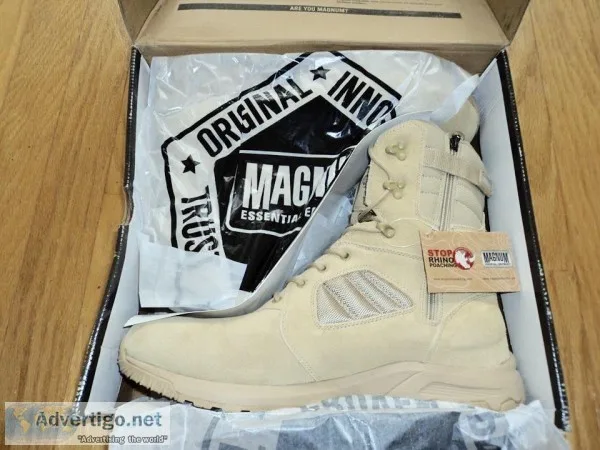 New - MAGNUM Response III 8.0 Side Zip Desert Tan Military Boots