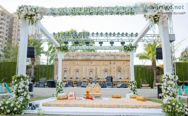 Looking for a Destination Wedding Venues in Agra