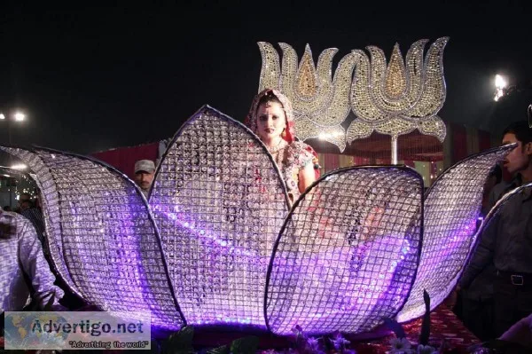 Bride and groom enteries