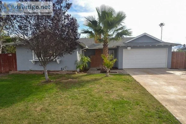 3 beds 2 baths single family home for rent in Riverside CA 92503