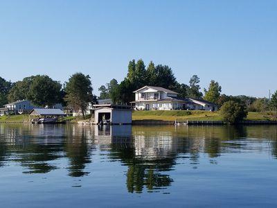 Lauderdale Lake View 3-BD3-BA Home &ndash Gated Community &ndash