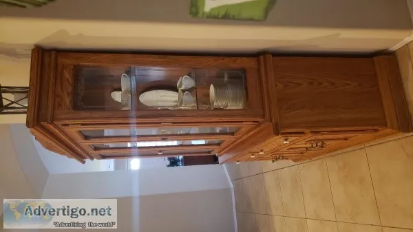 Oak 2 piece china cabinet