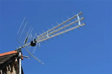 Looking for someone who offers aerial repairs in Amersham Call u