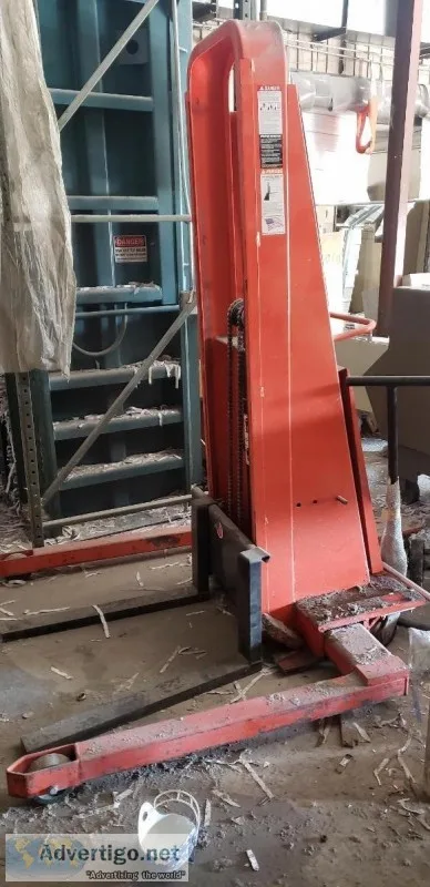 Presto High Reach Pallet JackStacker - 2000 (Mahwah)