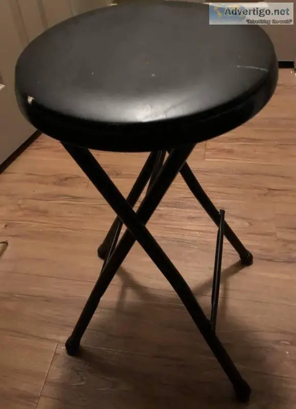 folding bar stool